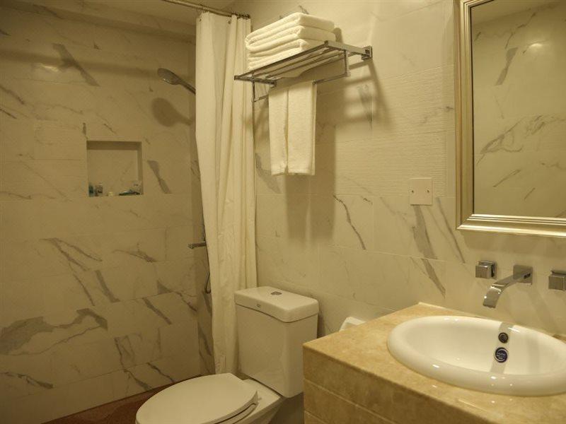 Joyful Family Inn Макао Екстериор снимка